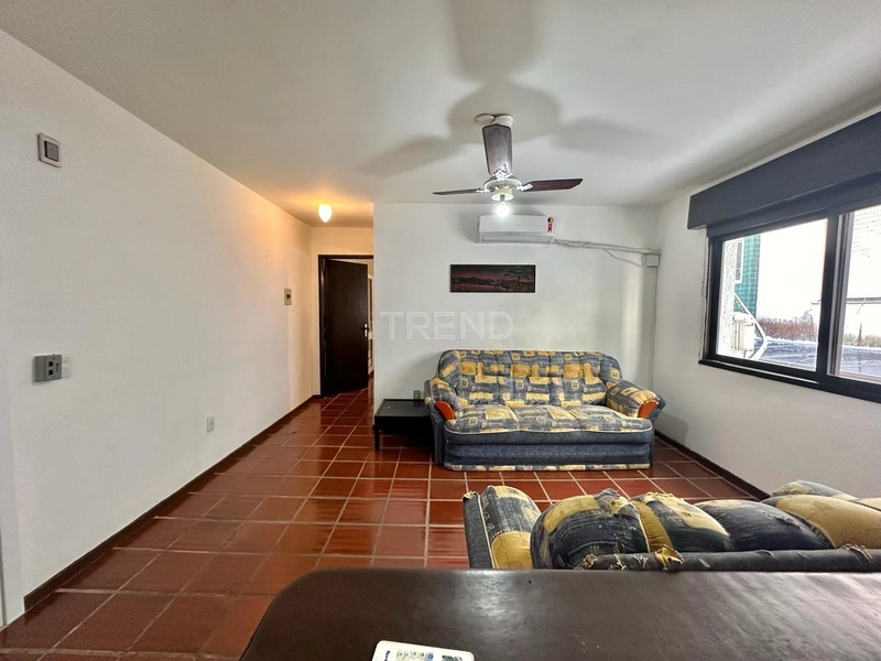 IMPERDÍVEL: 1 quarto com vaga de garagem no Centro!!: 2ª foto da galeria de imagens do imóvel
