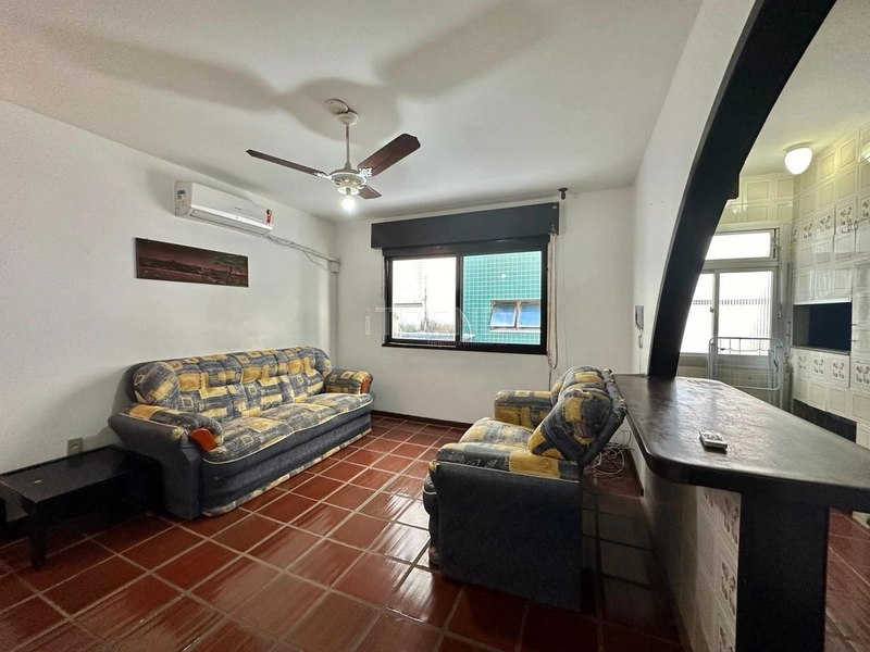IMPERDÍVEL: 1 quarto com vaga de garagem no Centro!!: 1ª foto da galeria de imagens do imóvel