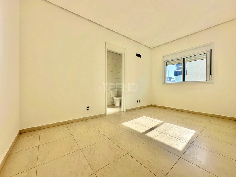 APARTAMENTO À VENDA SACADA DE FRENTE EM CAPÃO DA CANOA!: 2ª foto da galeria de imagens do imóvel