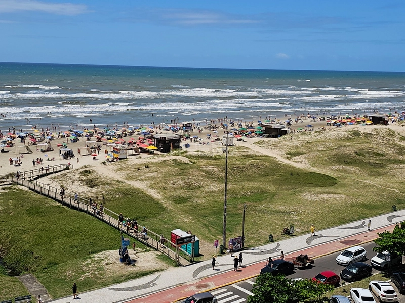 Na avenida Beira Mar esquina com a Avenida Poti: 58ª foto da galeria de imagens do imóvel
