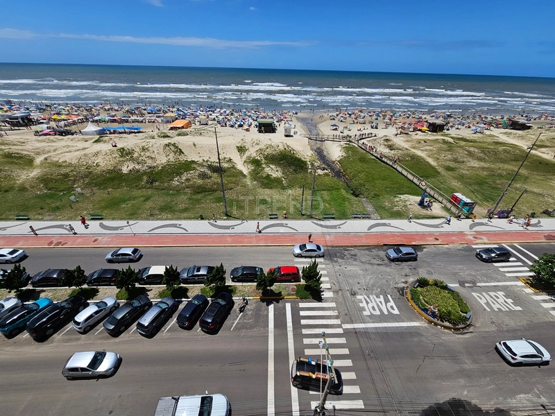 Na avenida Beira Mar esquina com a Avenida Poti: 65ª foto da galeria de imagens do imóvel