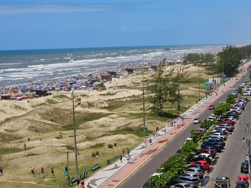 Na avenida Beira Mar esquina com a Avenida Poti: 44ª foto da galeria de imagens do imóvel