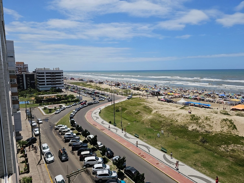 Na avenida Beira Mar esquina com a Avenida Poti: 54ª foto da galeria de imagens do imóvel