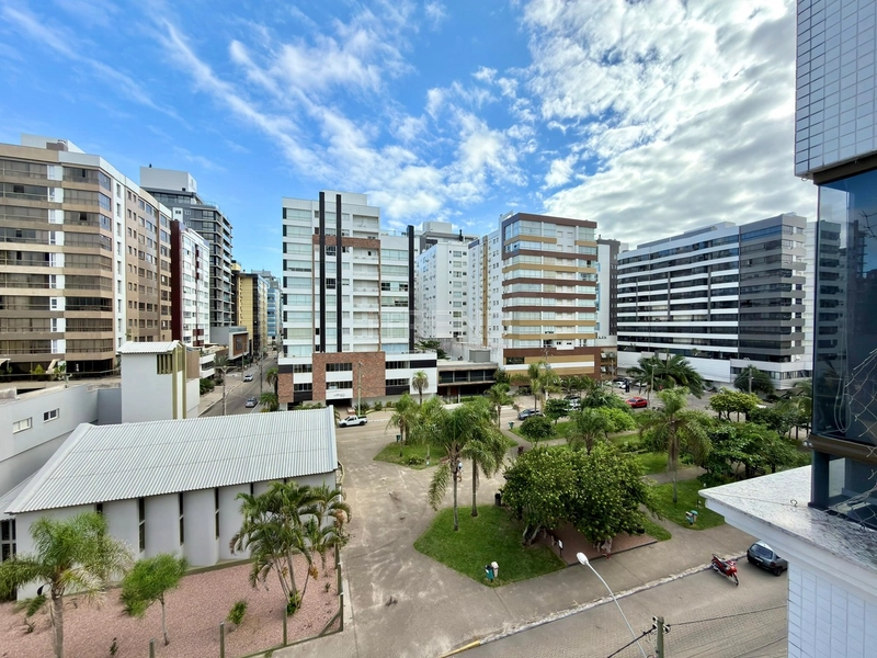 Apartamento 3 Dormitórios, Mobiliado e a 2 Quadras do Mar: 9ª foto da galeria de imagens do imóvel