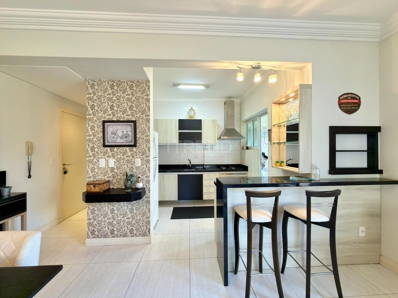 Apartamento 3 Dormitórios, Mobiliado e a 2 Quadras do Mar: 2ª foto da galeria de imagens do imóvel