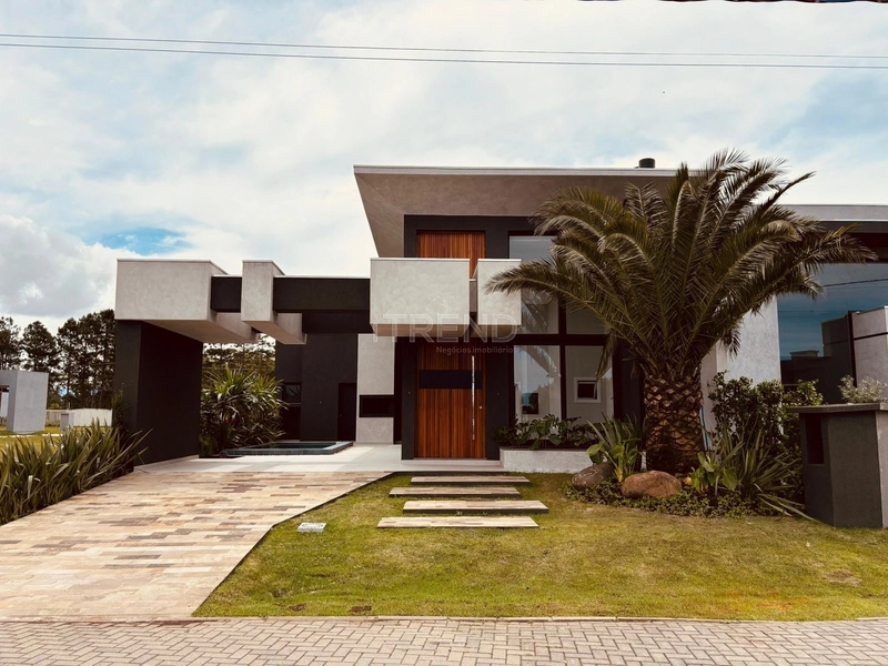 Excelente Casa com 3 suite ,piscina ampla em condominio Capão da Canoa: 5ª foto da galeria de imagens do imóvel