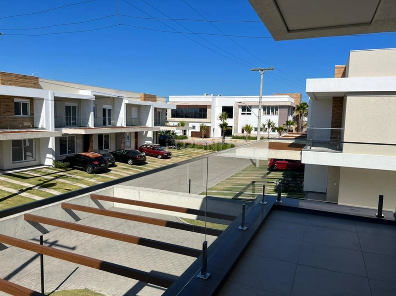Casa de esquina Junto ao clube: 4ª foto da galeria de imagens do imóvel