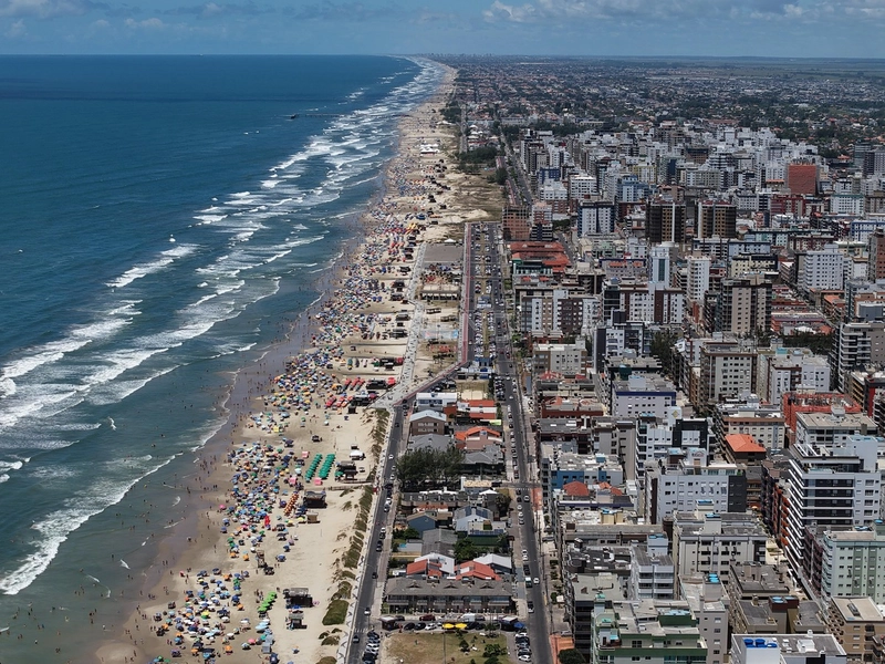 APARTAMENTO À VENDA  COM VISTA PARA O MAR: 6ª foto da galeria de imagens do imóvel