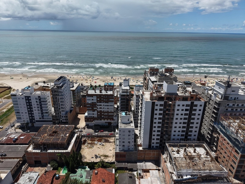 APARTAMENTO À VENDA  COM VISTA PARA O MAR: 10ª foto da galeria de imagens do imóvel