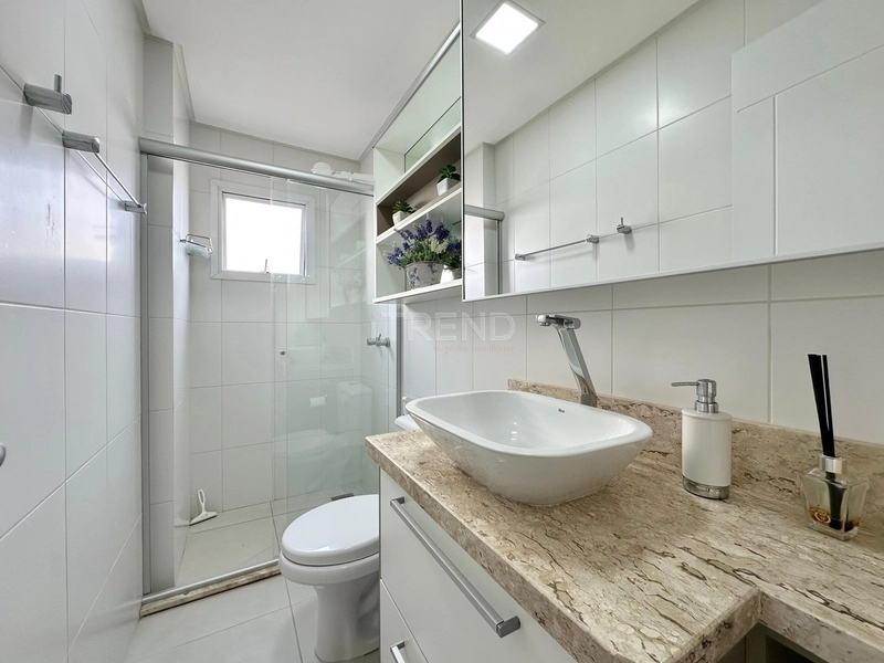 APARTAMENTO FRENTE AVENIDA E VISTA MAR: 21ª foto da galeria de imagens do imóvel
