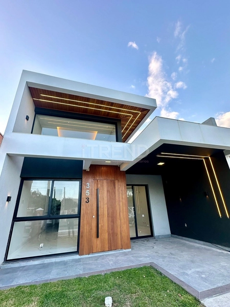 Excelente Casa 3 quartos perto do mar com ampla  em Capão da Canoa: 2ª foto da galeria de imagens do imóvel