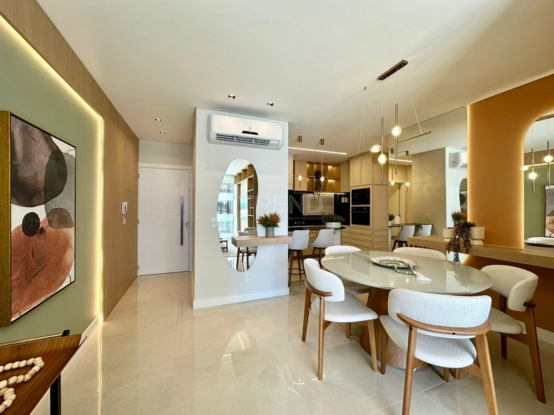 APARTAMENTO COM VARANDA FINAMENTE DECORADO: 7ª foto da galeria de imagens do imóvel
