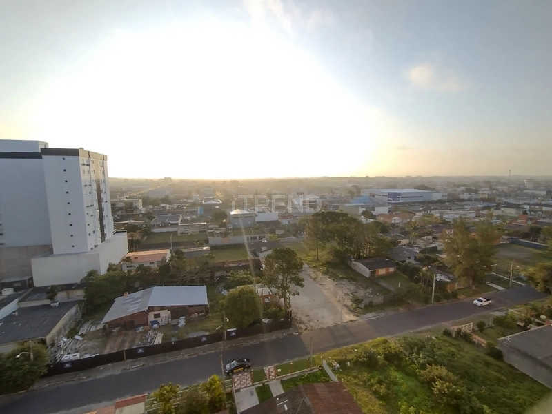 Frente Praça: 1ª foto da galeria de imagens do imóvel