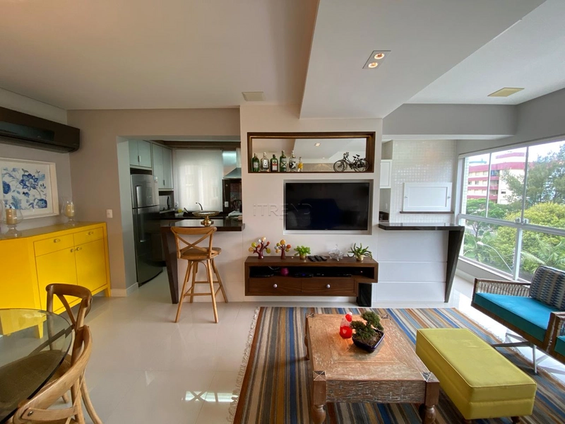 APARTAMENTO DE 3 DORMITÓRIOS DE FRENTE PARA PRAÇA E VISTA PARA O MAR!: 5ª foto da galeria de imagens do imóvel