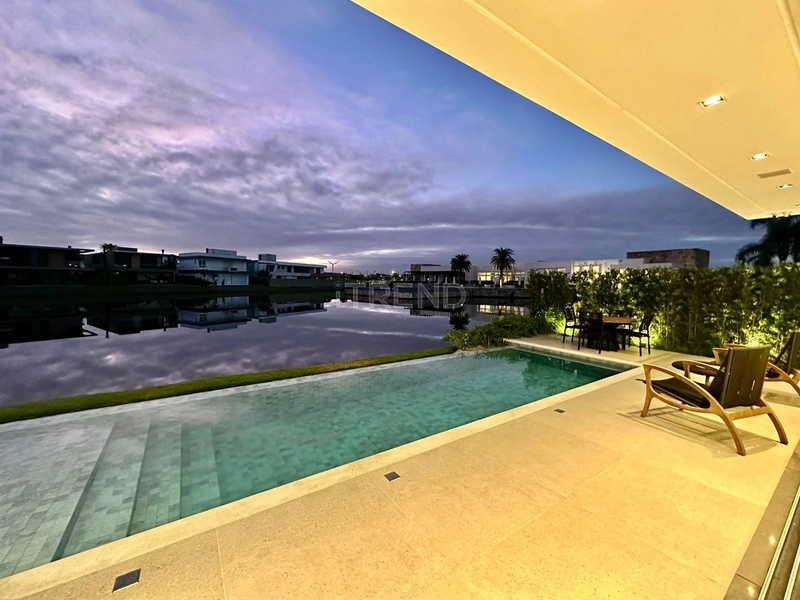 Mansão Beira Lago: 40ª foto da galeria de imagens do imóvel