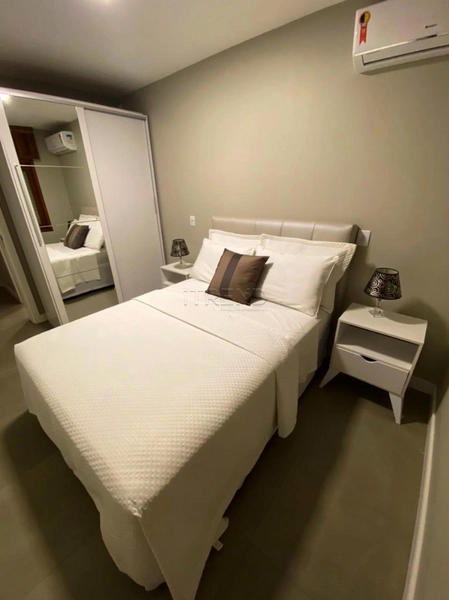Amplo 1 dormitório no centro, mobiliado e decorado: 10ª foto da galeria de imagens do imóvel