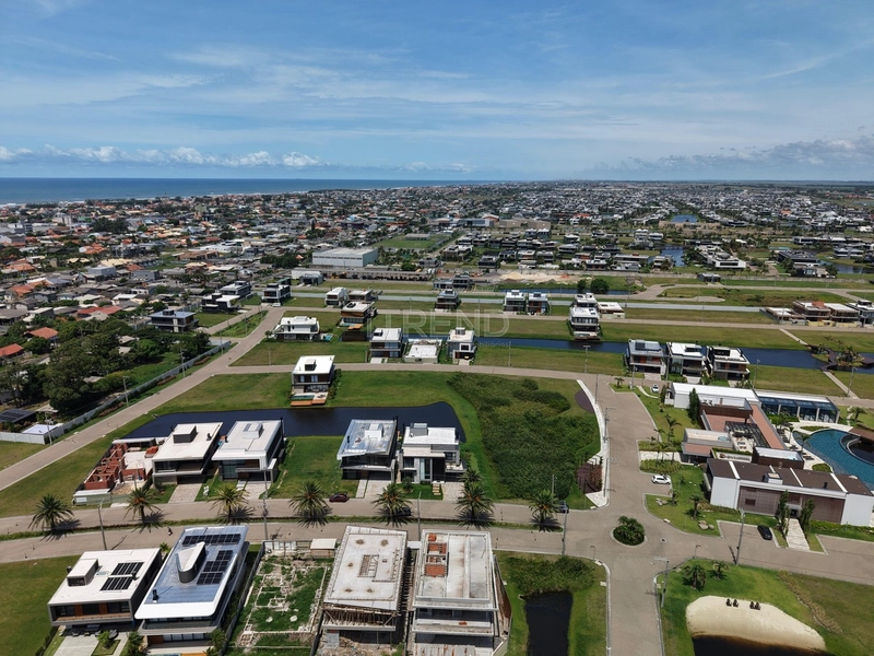 INCRÍVEL SOBRADO BEIRA LAGO: 20ª foto da galeria de imagens do imóvel