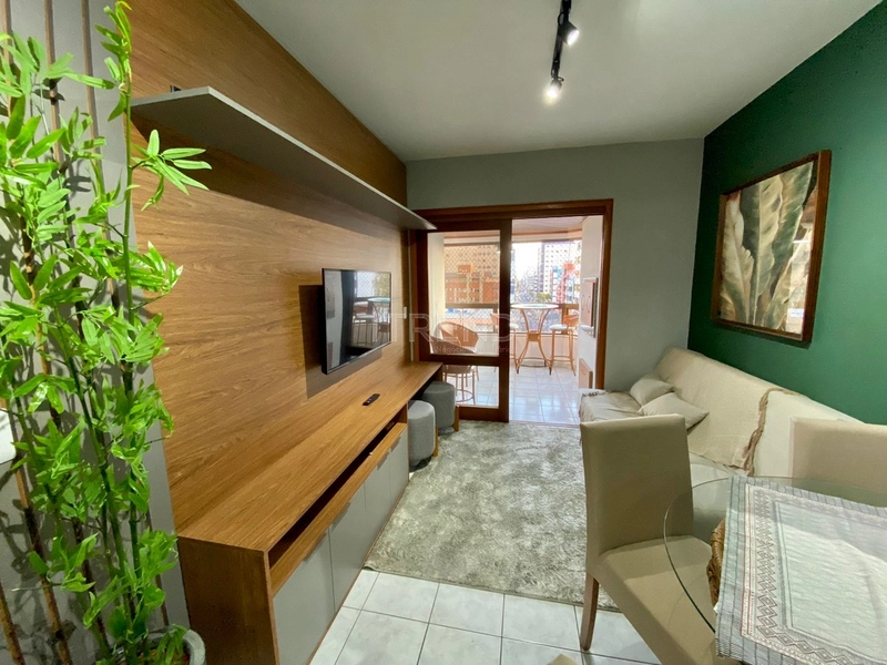 Apartamento mobiliado e decorado com sacada de frente: 21ª foto da galeria de imagens do imóvel