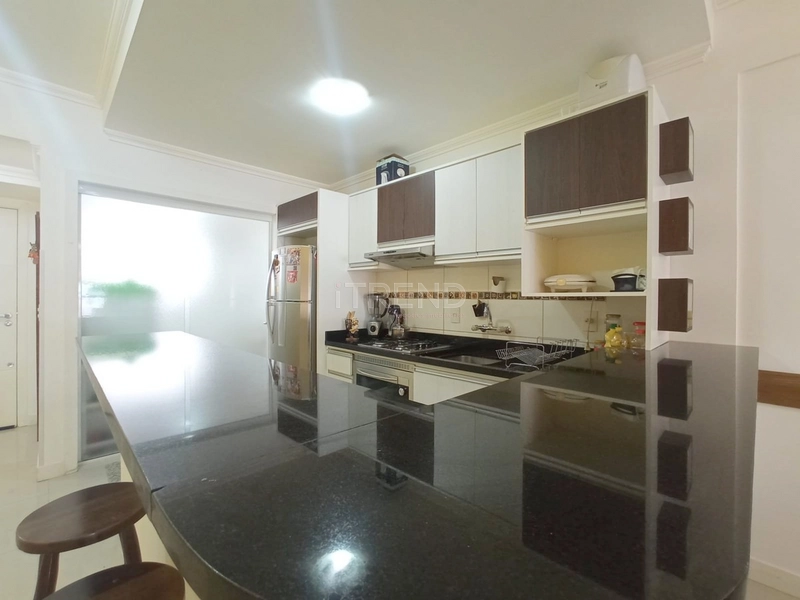 Apartamento a poucos passos do mar: 3ª foto da galeria de imagens do imóvel
