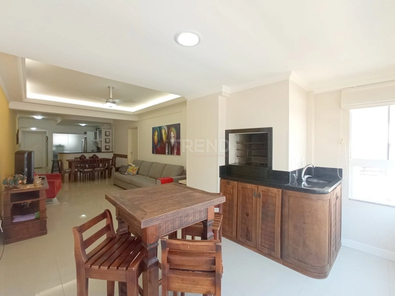 Apartamento a poucos passos do mar: 16ª foto da galeria de imagens do imóvel
