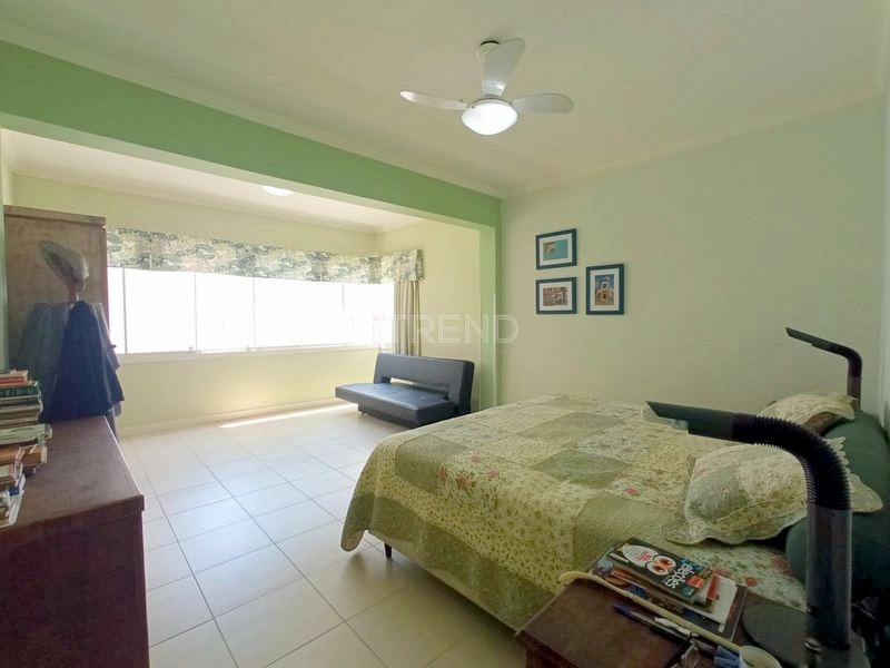 Apartamento a poucos passos do mar: 2ª foto da galeria de imagens do imóvel