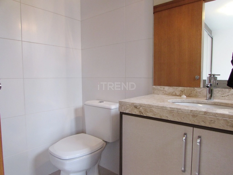 Amplo apartamento com vista liberada: 1ª foto da galeria de imagens do imóvel