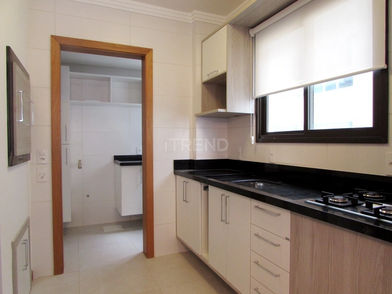 Amplo apartamento com vista liberada: 32ª foto da galeria de imagens do imóvel