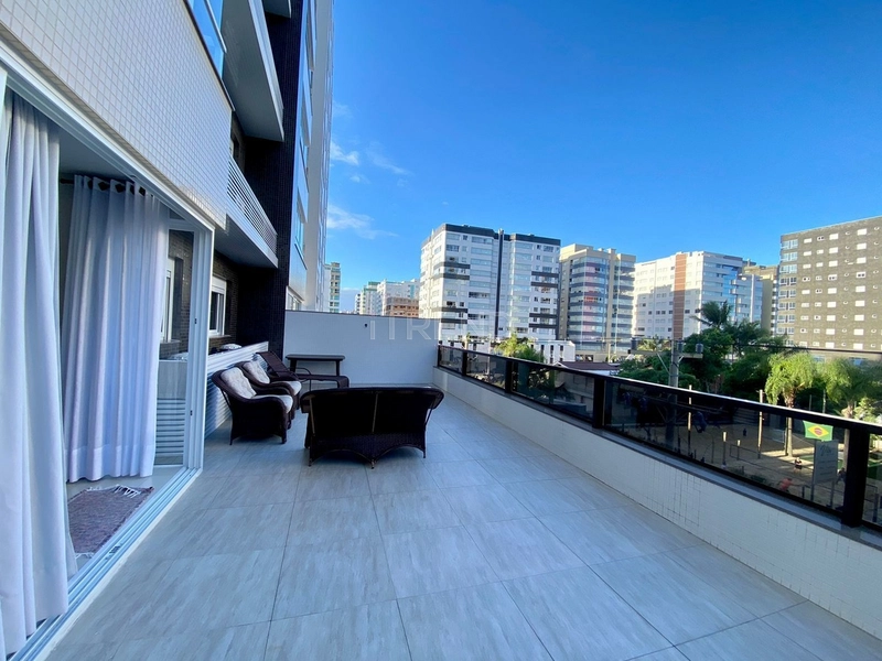 Apartamento com terraço de frente Leste: 30ª foto da galeria de imagens do imóvel