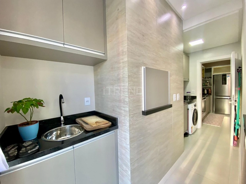 Apartamento com terraço de frente Leste: 25ª foto da galeria de imagens do imóvel
