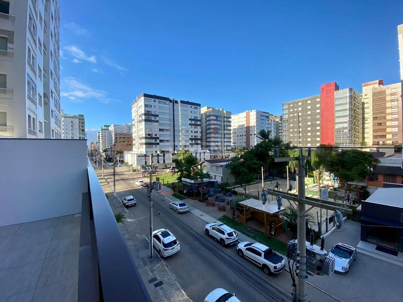 Apartamento com terraço de frente Leste: 7ª foto da galeria de imagens do imóvel