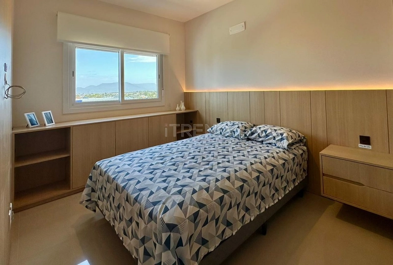 APARTAMENTO À VENDA EM CAPÃO DA CANOA: 1ª foto da galeria de imagens do imóvel