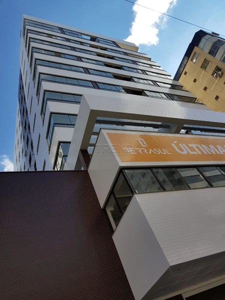 Frente rua Sepé: 1ª foto da galeria de imagens do imóvel