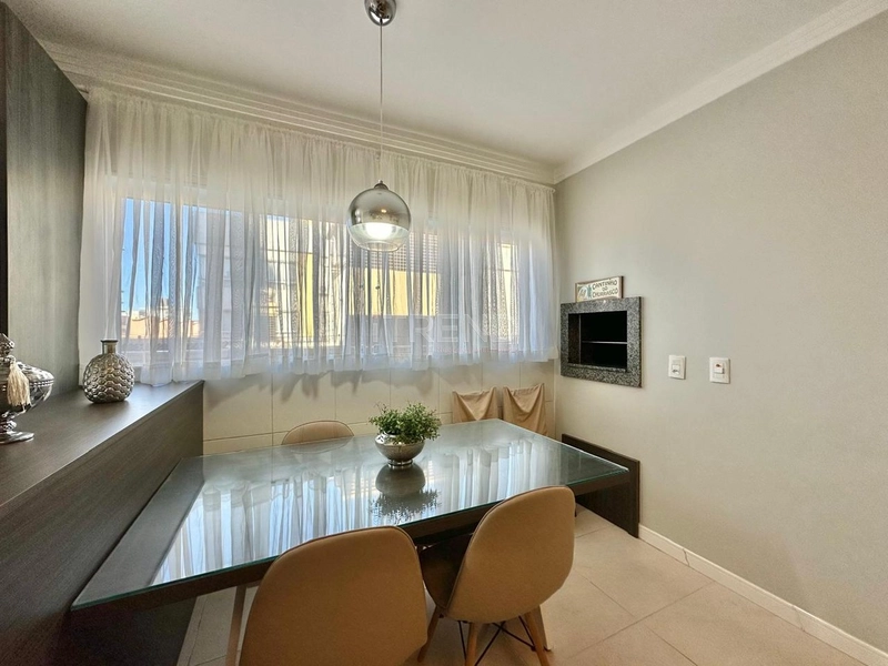 Belo Apartamento de 2 Dormitórios.: 2ª foto da galeria de imagens do imóvel