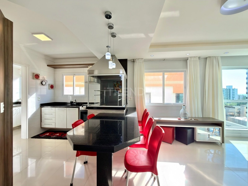 APARTAMENTO ESPAÇOSO,  ANDAR ALTO COM VISTA DO MAR.: 33ª foto da galeria de imagens do imóvel
