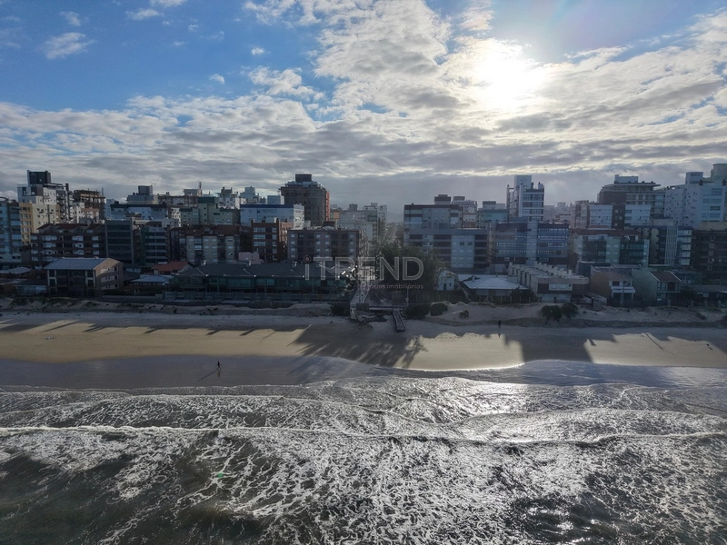 APARTAMENTO À VENDA BEIRA MAR EM CAPÃO DA CANOA - BAIRRO ZONA NOVA: 2ª foto da galeria de imagens do imóvel