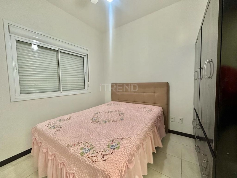 Amplo apartamento e bem iluminado: 13ª foto da galeria de imagens do imóvel
