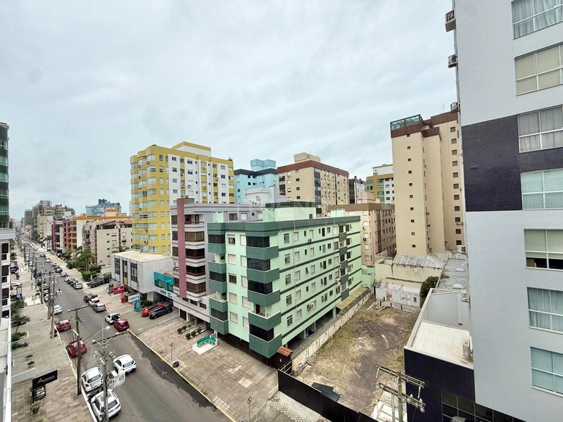 Amplo apartamento na Avenida Ararigboia: 2ª foto da galeria de imagens do imóvel
