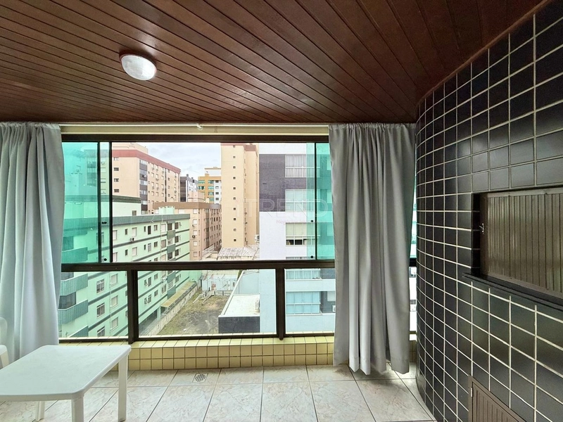 Amplo apartamento na Avenida Ararigboia: 14ª foto da galeria de imagens do imóvel