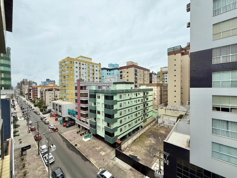 Amplo apartamento na Avenida Ararigboia: 5ª foto da galeria de imagens do imóvel