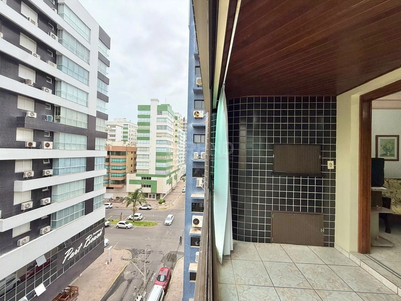 Amplo apartamento na Avenida Ararigboia: 6ª foto da galeria de imagens do imóvel