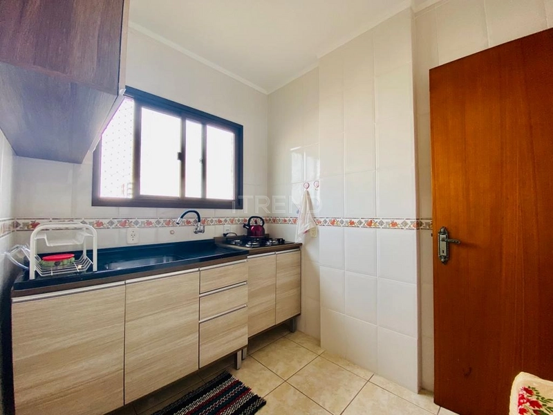 Apartamento de 1 dormitório com sacada de frente no centro: 7ª foto da galeria de imagens do imóvel
