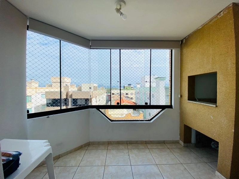 Apartamento de 1 dormitório com sacada de frente no centro: 14ª foto da galeria de imagens do imóvel