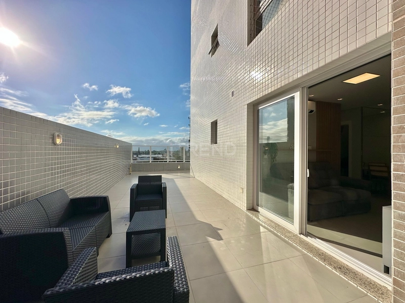 APARTAMENTO Á VENDA NO BAIRRO NAVEGANTES, PRÓXIMO DO MAR: 1ª foto da galeria de imagens do imóvel