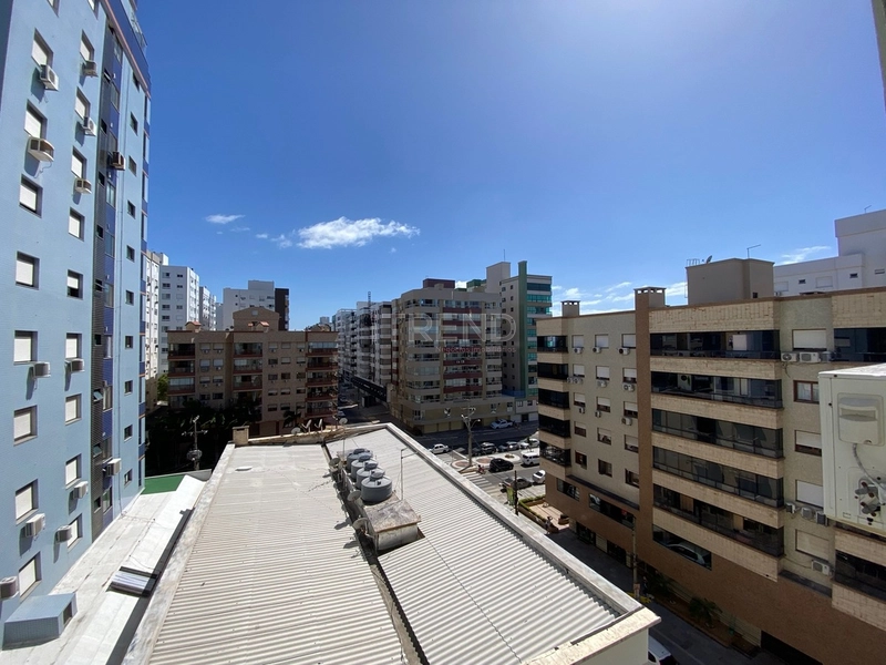 Apartamento de frente: 1ª foto da galeria de imagens do imóvel