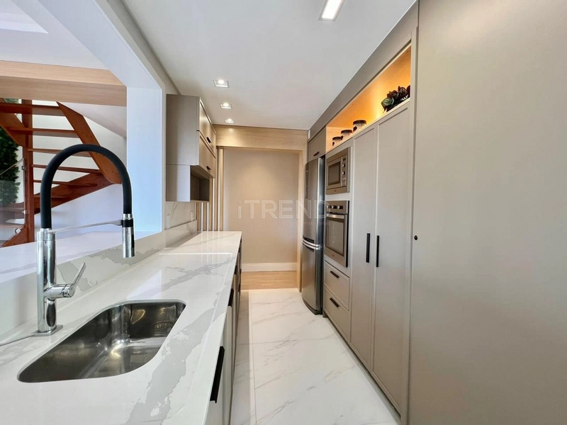 COBERTURA DUPLEX  VISTA ETERNA DO MAR FRENTE PARA PRAÇA: 34ª foto da galeria de imagens do imóvel