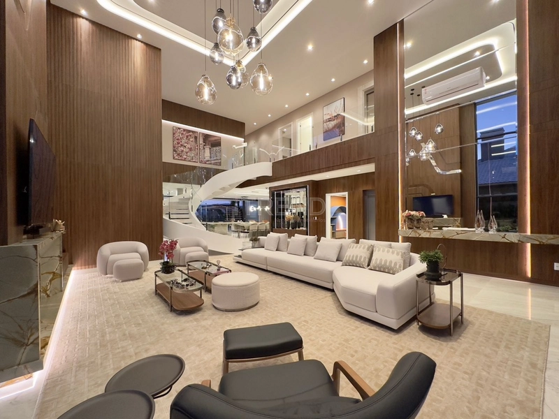 Luxuosa mansão na beira da Marina: 12ª foto da galeria de imagens do imóvel