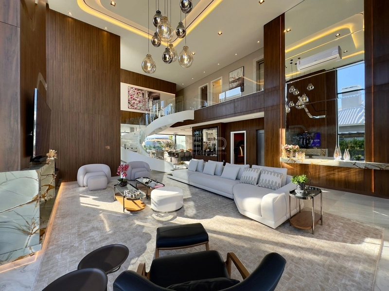 Luxuosa mansão na beira da Marina: 1ª foto da galeria de imagens do imóvel