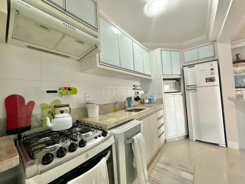 Amplo apartamento de frente: 8ª foto da galeria de imagens do imóvel