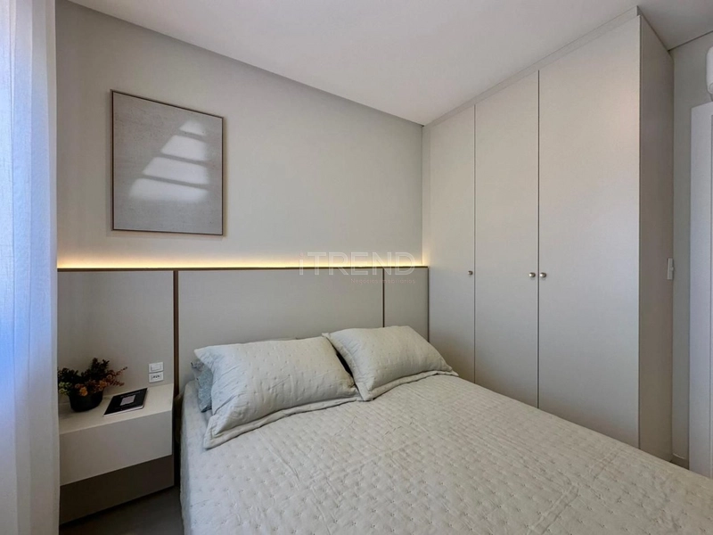 APARTAMENTO À VENDA FINAMENTE DECORADO: 3ª foto da galeria de imagens do imóvel