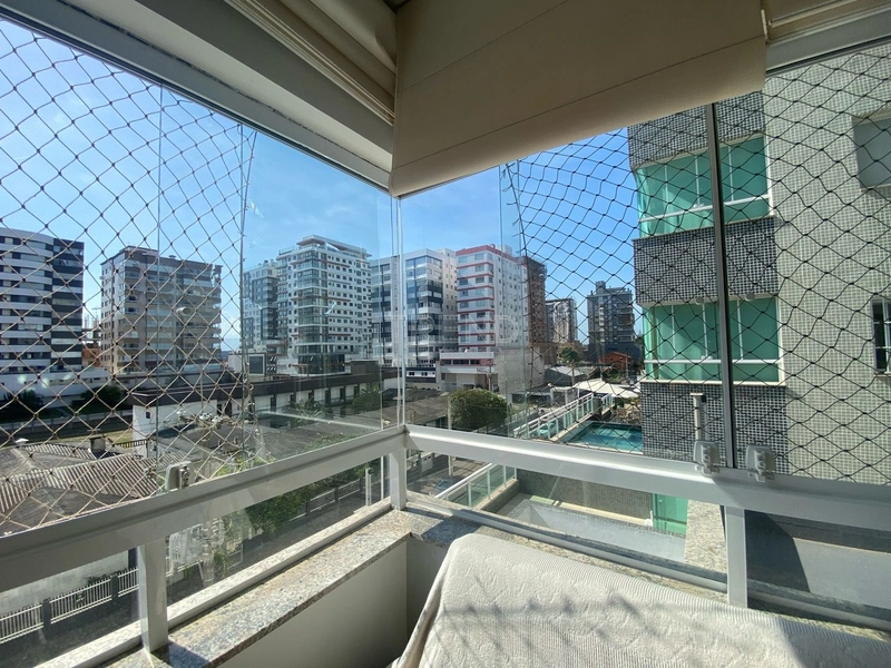 Frente a  praça Israelita !: 1ª foto da galeria de imagens do imóvel